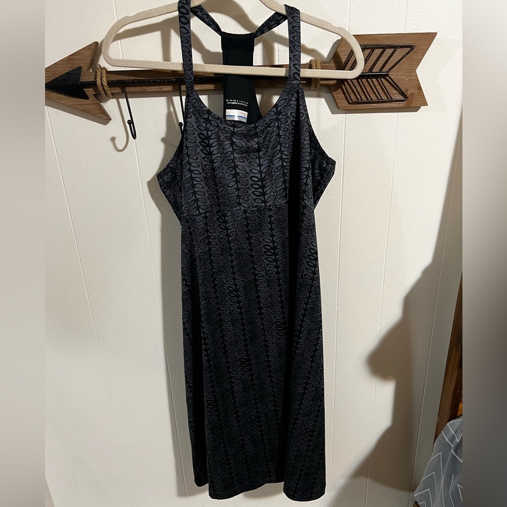 Columbia athletic dress - size XL